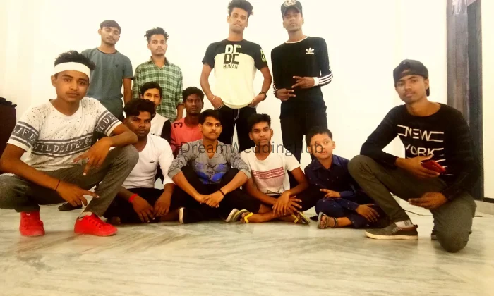 AMSTAR DANCE  FITNESS STUDIO